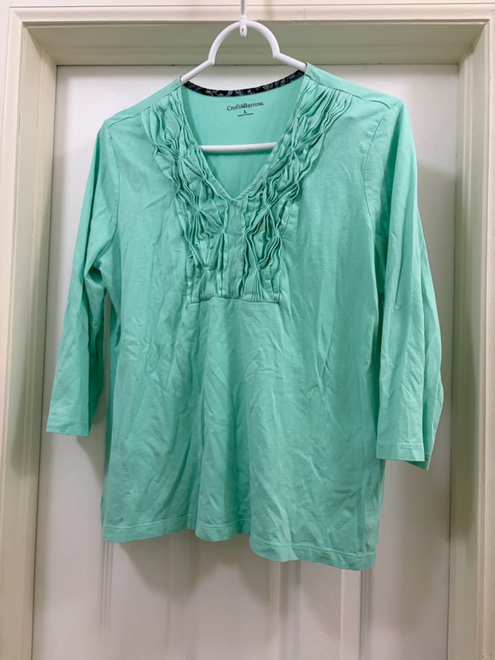 croft & barrow Mint Green V‑Neck Ruffle 3/4 Sleeve Top